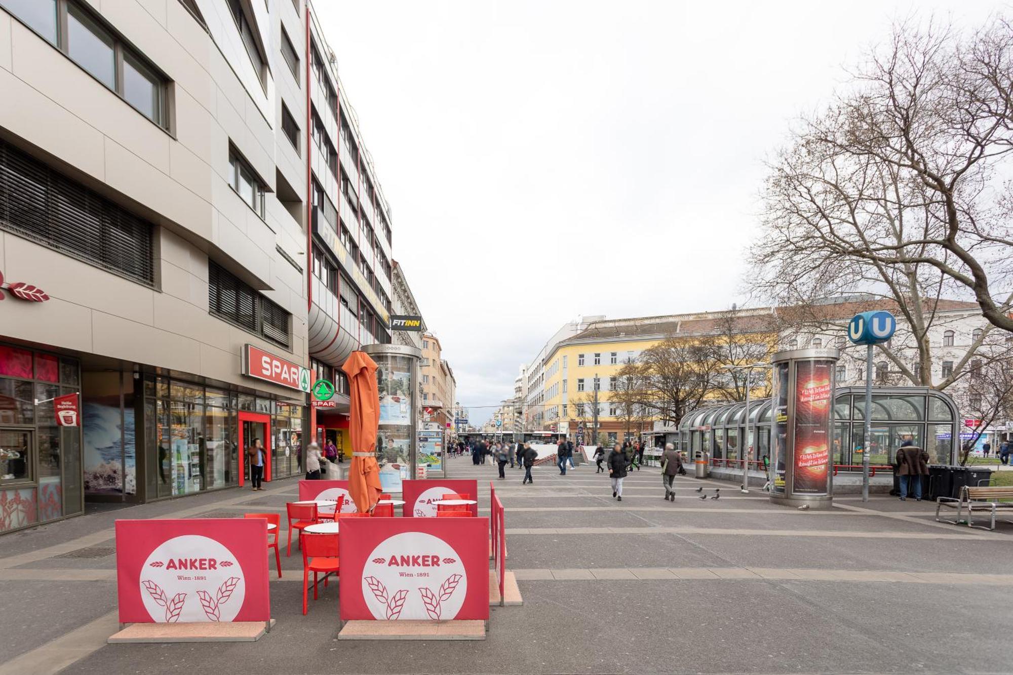 Private Room Connected To Metro Station And Next To City Center Vienna Exterior photo